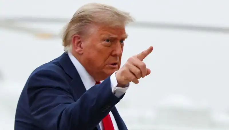 Trump Yönetimi, 36 Ülkeye Daha Seyahat Yasağı Getirebilir!