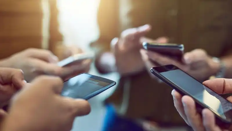 Oppo A5 Pro 4G Tanıtımı: Uygun Fiyatlı, Güçlü ve Dayanıklı Akıllı Telefon