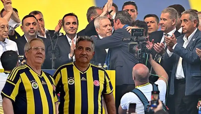 Aziz Yıldırım’ın Ekibinden Ali Koç’a Şok İstifa Çağrısı ve Adaylık Açıklaması!