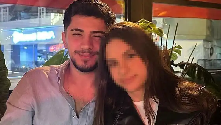 Mezarlıkta Tüyler Ürperten Olay: Sevgilisini Bıçakla Hayatından Etti!