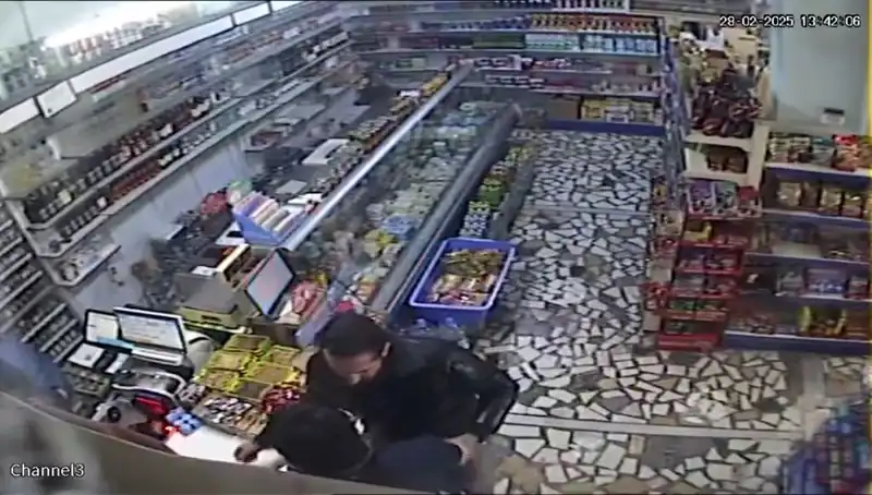 Cezaevi Firarisinin Marketteki Dehşet Anları Kameralara Yansıdı