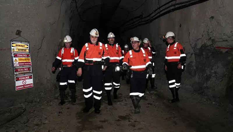 Altın Madeninde Sürpriz Ziyaret: Bakan Işıkhan'a Ne Olacak?