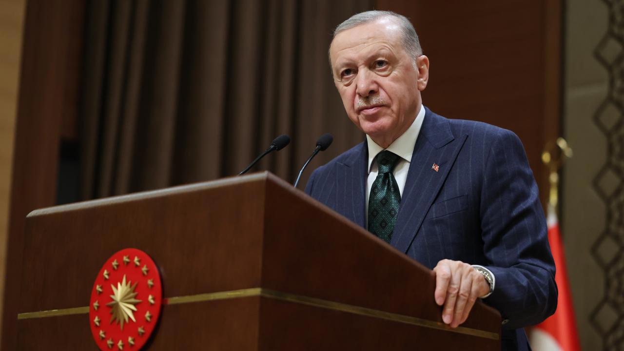 Cumhurbaşkanı Erdoğan, 1 Günlük Milli Yas İlan Etti.