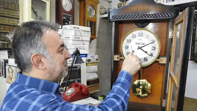 Küçük Dükkan, Tarihi Saatlerin Yaşam Alanı Haline Geliyor