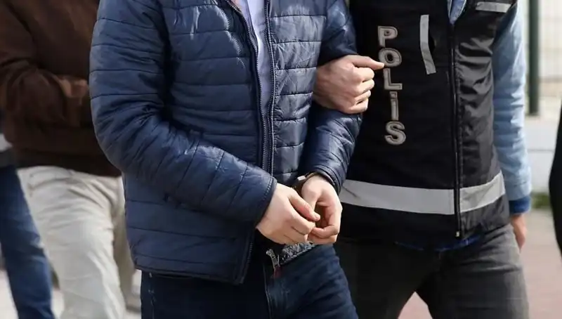 Hırsızlık Çetesi Suçüstü, 5 Kaldırım Kralı Tutuklandı